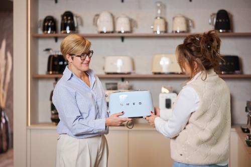 Équipement SMEG dans notre showroom à Lontzen, Liège